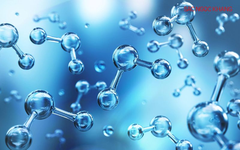 Hyaluronic Acid cấp ẩm mạnh mẽ