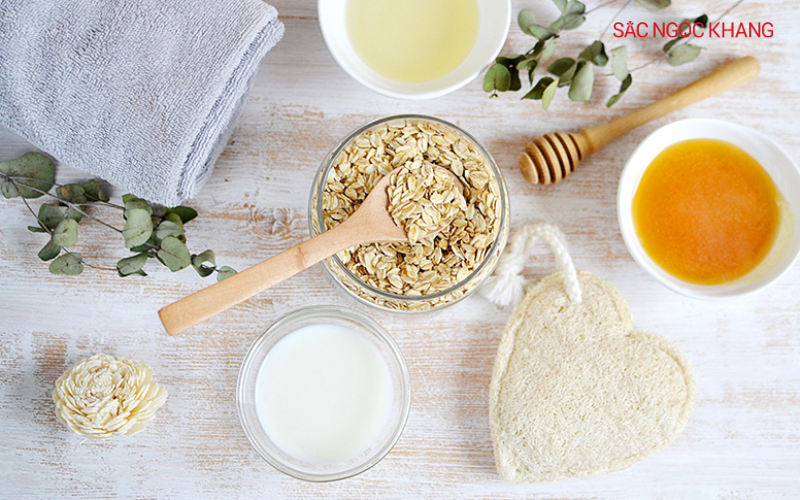 Mặt nạ bột yến mạch và sữa chua giúp làm dịu da