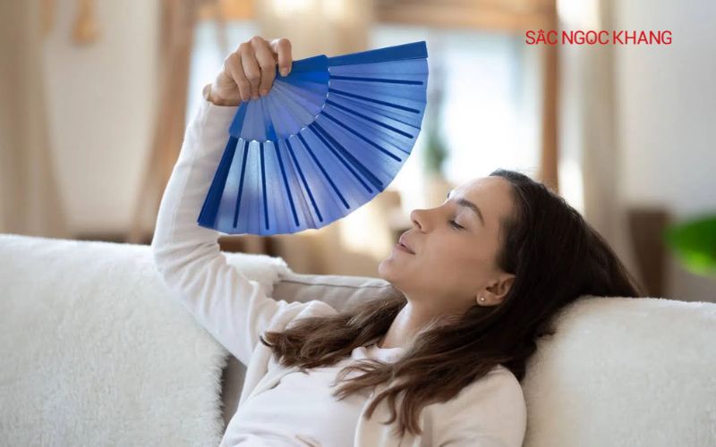 Bốc hỏa là một triệu chứng phổ biến nhất trong giai đoạn tiền mãn kinh