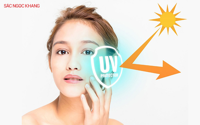 Kem chống nắng phổ rộng giúp bảo vệ da toàn diện