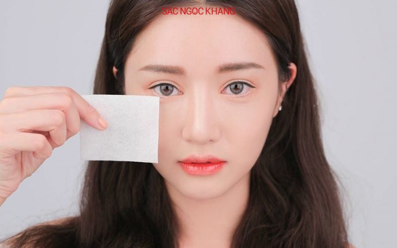 Hướng dẫn tẩy trang sau khi trang điểm