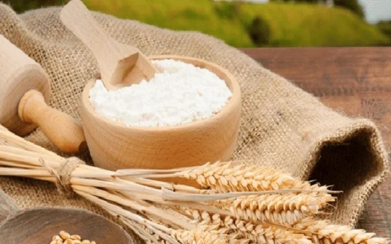 Thành phần dinh dưỡng trong bột mì không giúp trị mụn