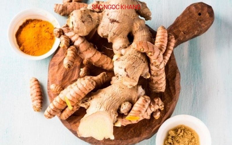 Rượu gừng nghệ là một bài thuốc dân gian có nhiều công dụng cho sức khỏe