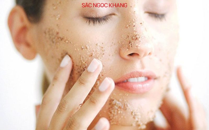 Tẩy tế bào chết cho da mặt