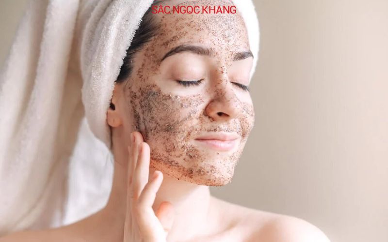 Tẩy tế bào chết cho da mặt