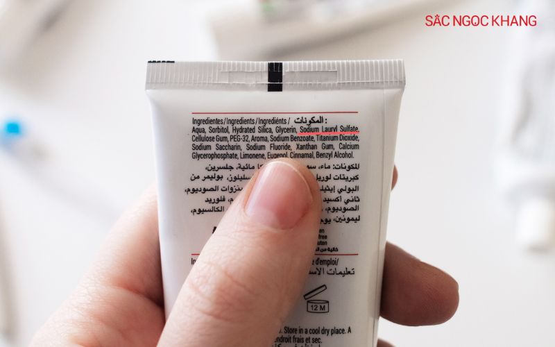 Sulfates là chất hoạt động bề mặt (chất tạo bọt) có khả năng tẩy rửa mạnh