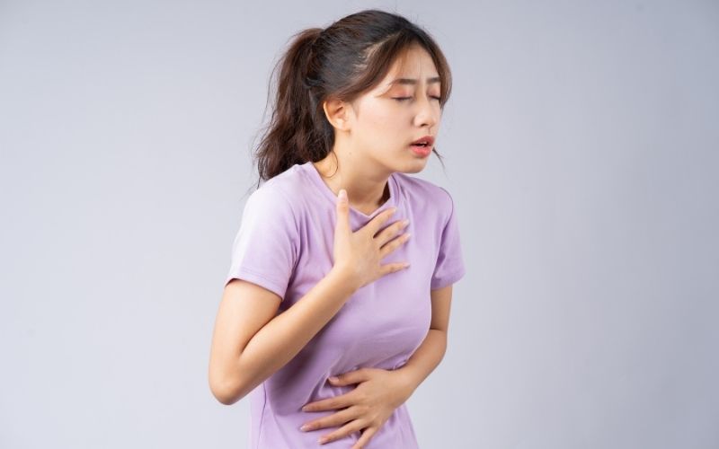 Dấu hiệu trào ngược dịch mật