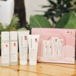 Combo Làm Sạch Da Chuyên Sâu Sắc Ngọc Khang (Sữa rửa mặt Thảo Dược 100g + Nước Hoa Hồng Thảo Dược 145ml + Nước Tẩy Trang Thảo Dược 145ml + Tẩy TBC 120g) - Ảnh 3
